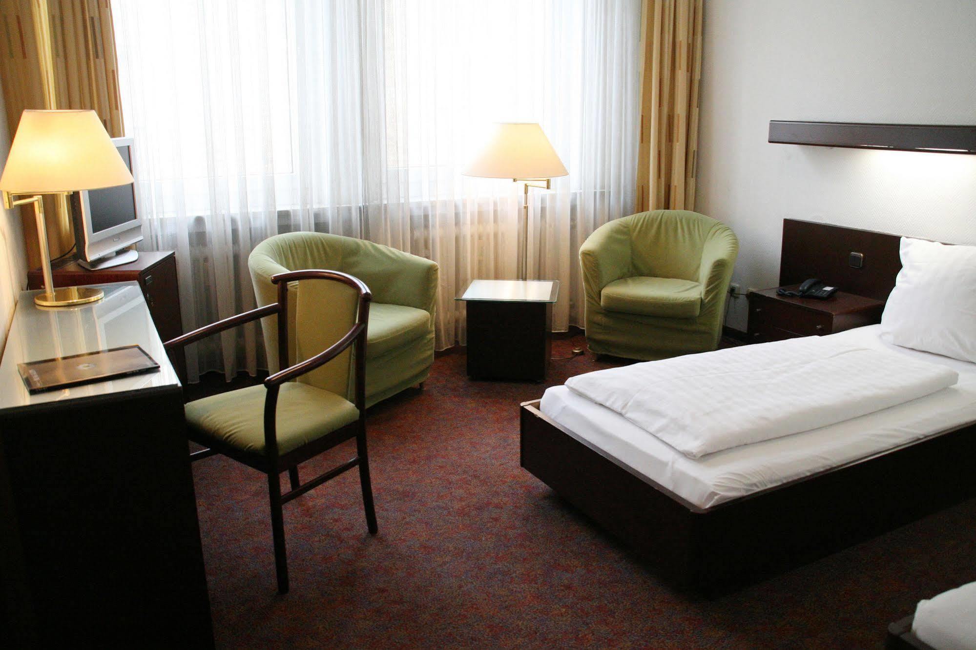 Andi Stadthotel 3* Munich